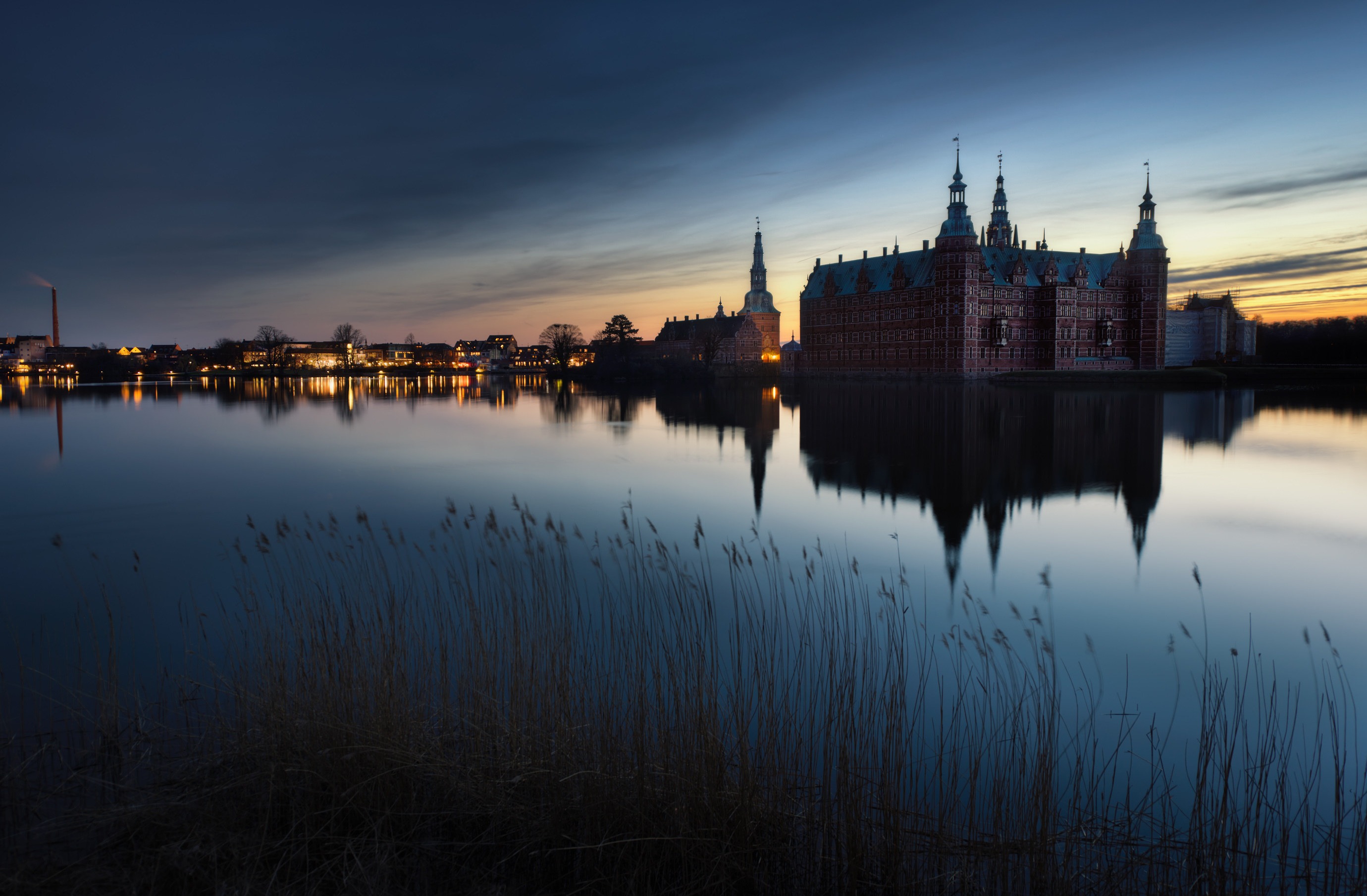 Frederiksborg-Slot-2760x1810-1.jpg